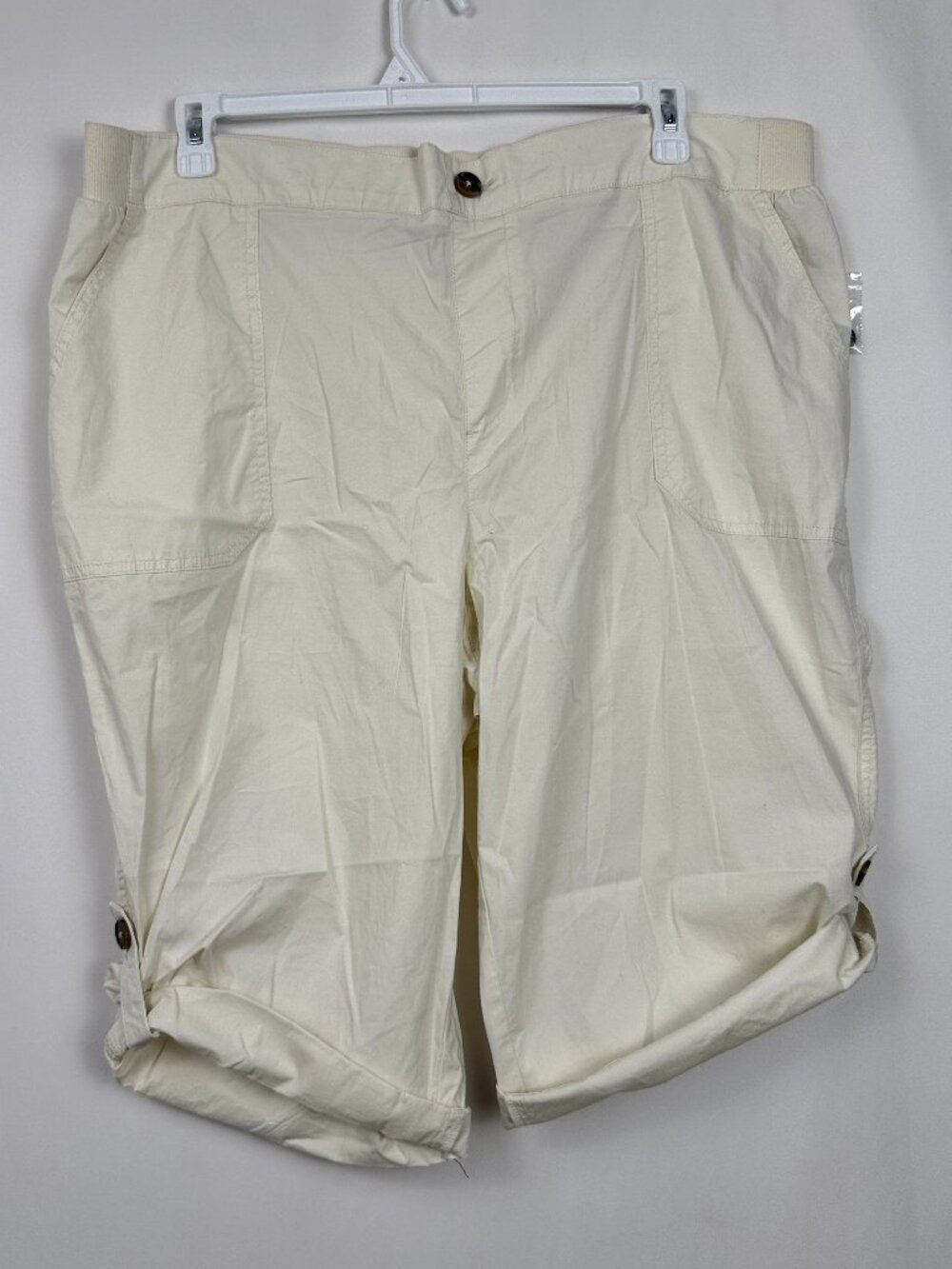 iyla Womens XXL TTG Whisper White Stretch Roll Tab Cargo Capri Pants New NWT